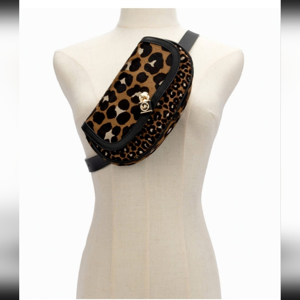 Michael Kors Leopard print Fanny pack purse - Picture 2 of 5